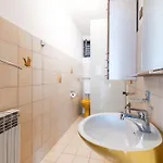 Apartman With Parking Space - 2252 *
