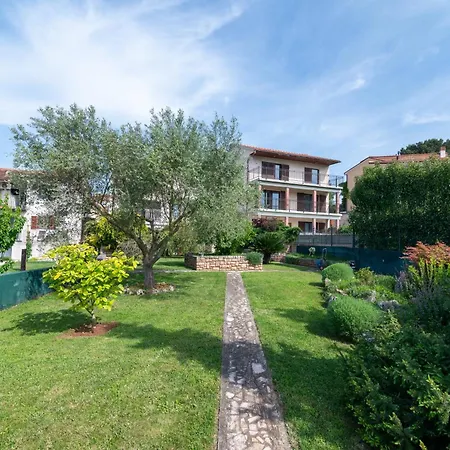 With Parking Space - 2252 Apartman *