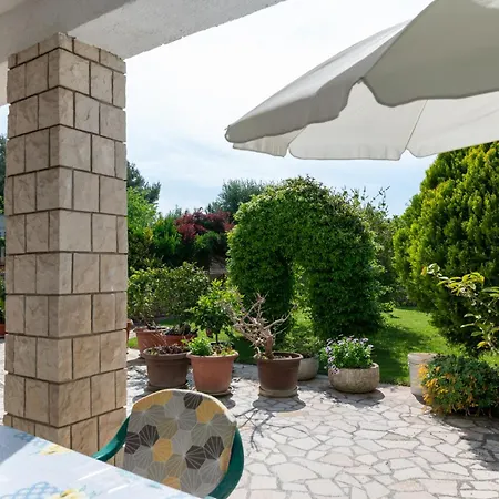 Apartments With Parking Space Pula - 2252 Apartment *